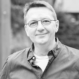 Gérard Leitz, Einrichtungsleiter der Ergänzenden Förderung und Betreuung (EFöB) an der Hans-Fallada-Schule in Neukölln. Gérard Leitz, Einrichtungsleiter der Ergänzenden Förderung und Betreuung (EFöB) an der Hans-Fallada-Schule in Neukölln